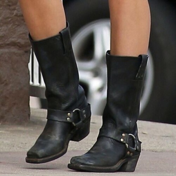 Frye belted harness 12r Clearance